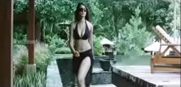  Anuska Shetty all hot  and Kiss Compilation (Actress from Bahubali 2)